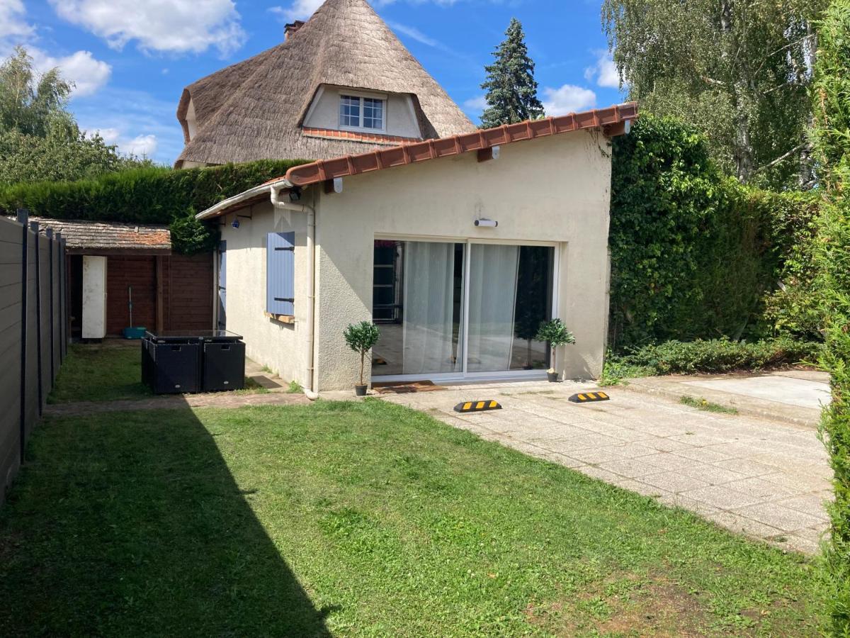 Mini Maison - Oncy Detend Buitenkant foto